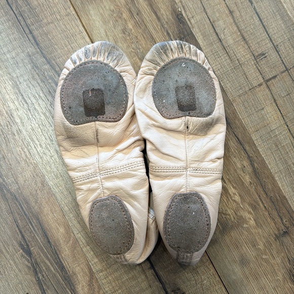 So Danca Size 5 Pink Ballet Slippers - Picture 2 of 3